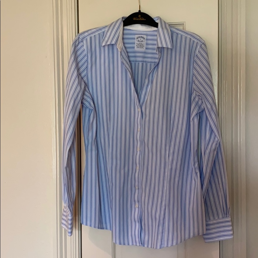 Brooks Brothers Long sleeve fitted Shirt!